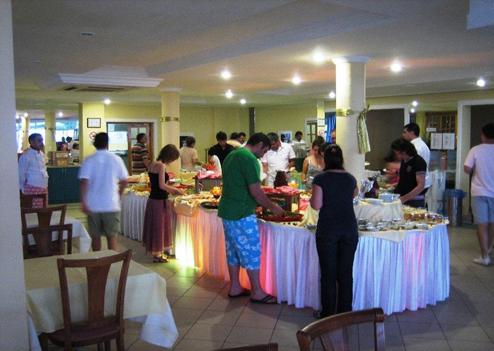 Alder Hotel Ayvalı Esterno foto